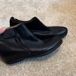 Dansko Black Leather Zip Ankle booties